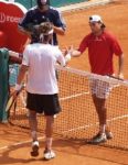 Ferrero en blanc félicite Ferrer