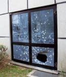 La vitrine du Standard prise pour cible