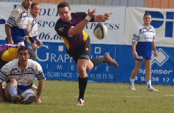 Scrum-half Rudi Dames will be an essential part of the Azur XV in Fédérale1