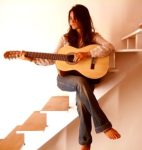 jpg_joyce_guitare_1.jpg