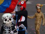 jpg_Carnaval_de_nice_2010_-_Copyright_Nice_Premium_89_.jpg