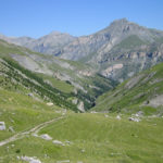 Entre le mont Mounier et le village de Roya Â© Nicolas GUILLAUD