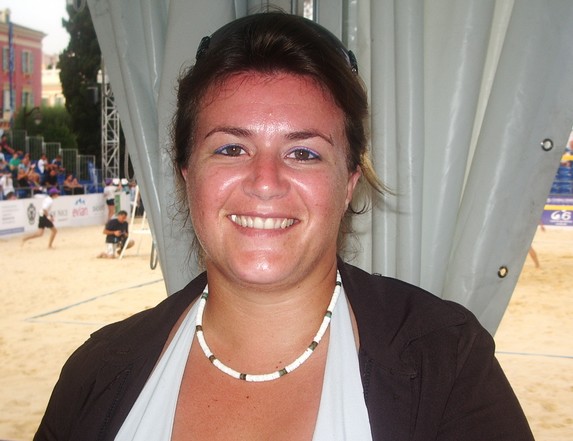 President of ASPTT, Delphine Juveneton is also a player. But a shoulder injury will force her to stop playing. © JV President of ASPTT, Delphine Juveneton is also a player. But a shoulder injury will force her to stop playing. © JV