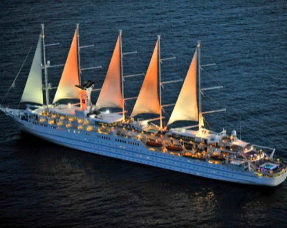 La Villa Schweppes hisse les voiles du Club Med 2 à Cannes