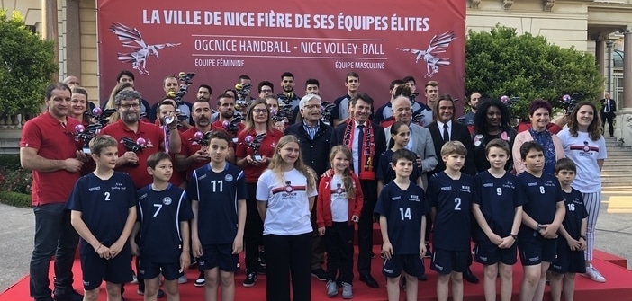 Haie d’honneur pour les sportifs niçois