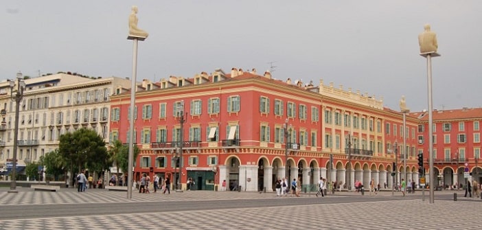 Reconfinement J1 : la liste des commerces ouvert ce jour