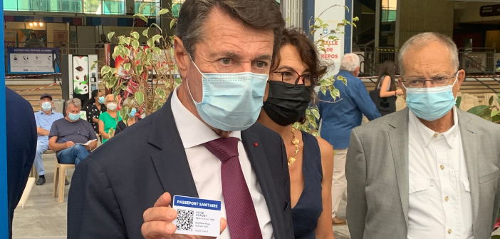 Christian Estrosi lance la vaccination pour la troisième dose