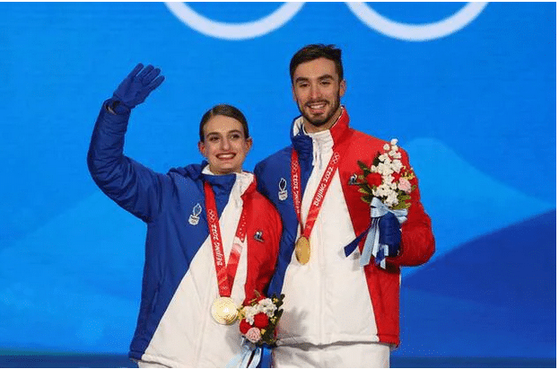guillaume_cizeron_et_gabriella_papadakis_ont_valide_le_troisieme_titre_olympique.png
