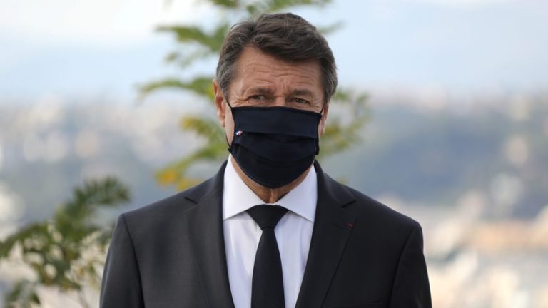 Christian Estrosi annonce le probable retour du pass vaccinal
