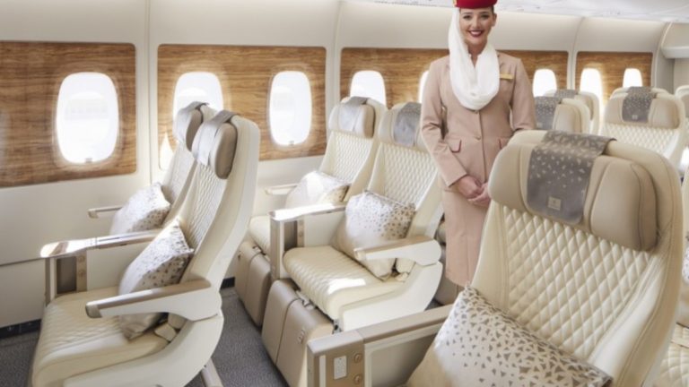 Fly Emirates recrute à Nice !