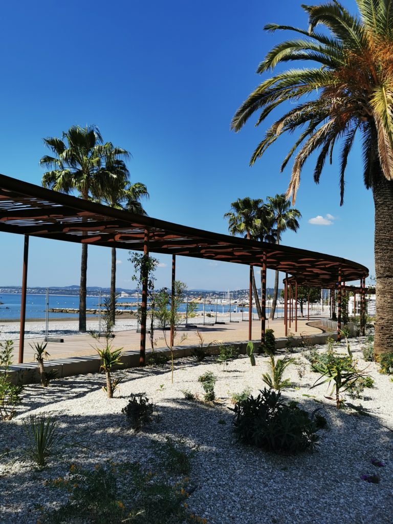 Promenade des flots bleus de Saint-Laurent-du-Var