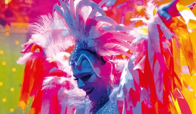 Un spectacle riche en couleur au Théâtre de la Verdure pour les seniors