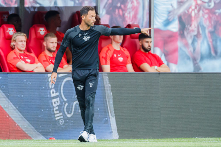 OGC Nice : un entraîneur prometteur pour remplacer Favre ?