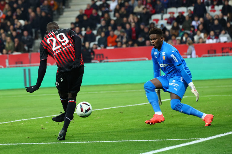 OGC Nice – RC Lens : un bon point pour le retour de la Ligue 1