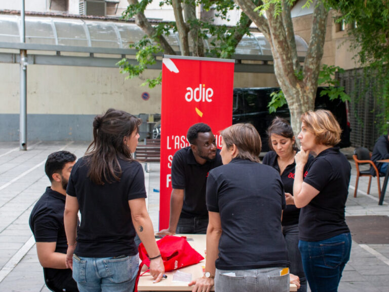 Alpes-Maritimes : l’Adie recherche des bénévoles pour accompagner les jeunes entrepreneurs locaux