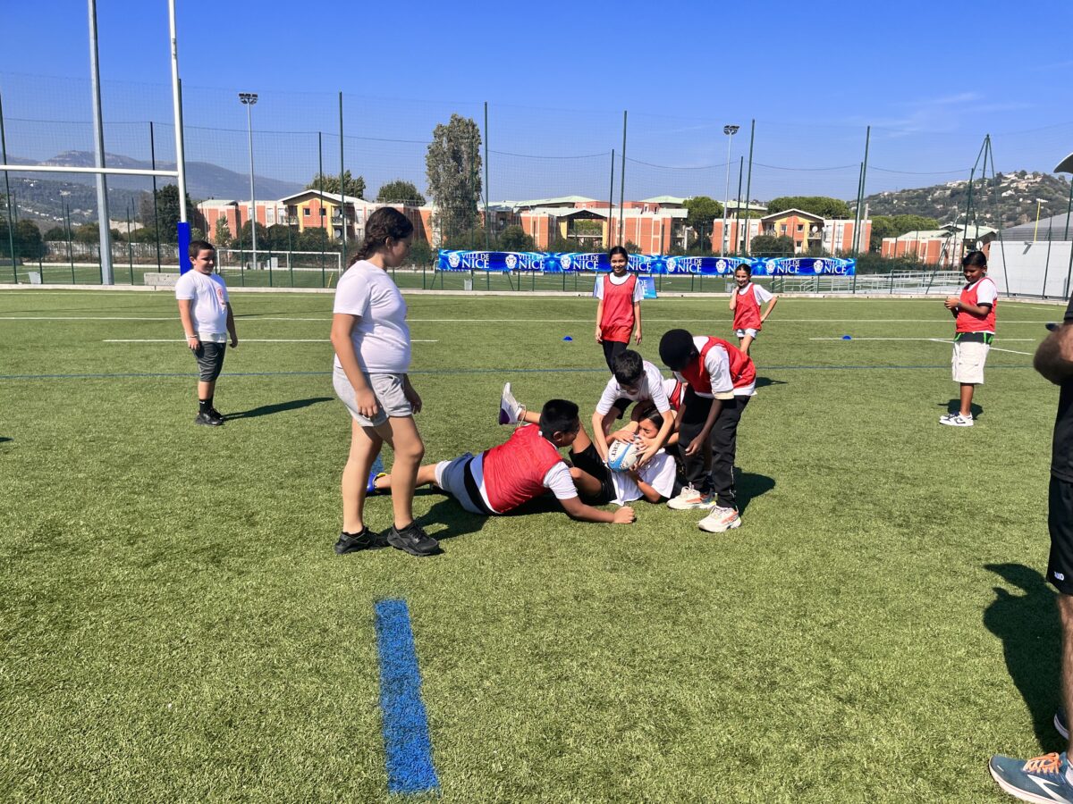 Les CM2 de Ronchèse se défient dans des match de rugby