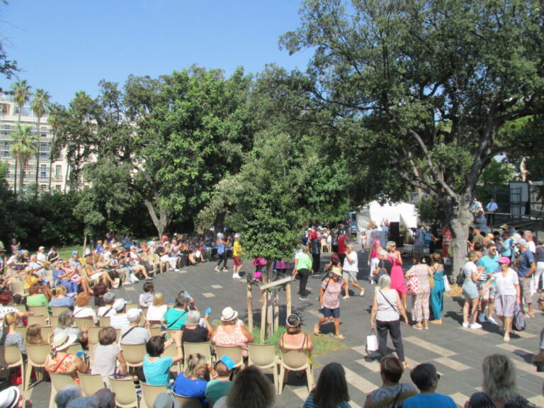 Mercredi 13 septembre au Jardin Albert 1er pour l'annonce du programme de la saison 2023-2024