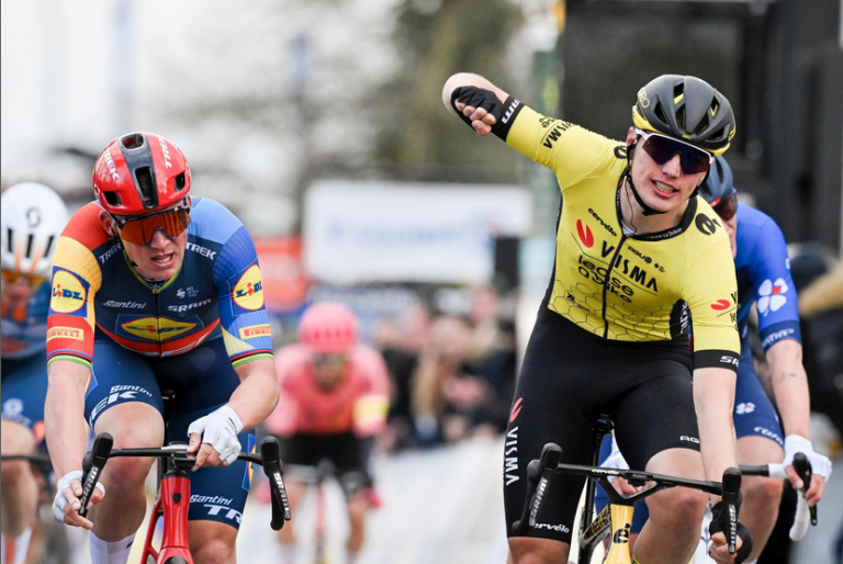 Paris-Nice : Olav Kooij s’impose au sprint sur la première étape