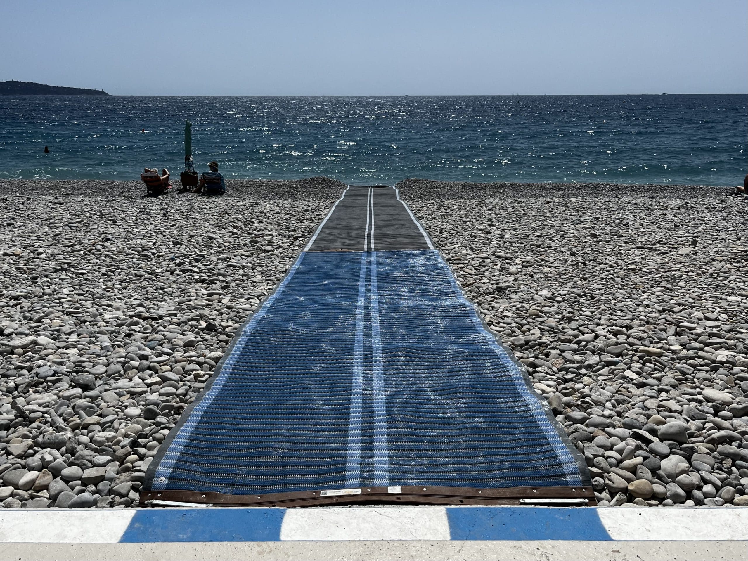 Le dispositif Handiplage est de retour à Nice ! Les deux plages Carras et Centenaire sont désormais prêtes à l'accueil des personnes en situation de handicap. 