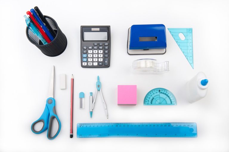 Une collecte de fournitures scolaires solidaire