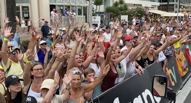 J’ai testé pour vous : une journée dans une caravane du Tour de France 