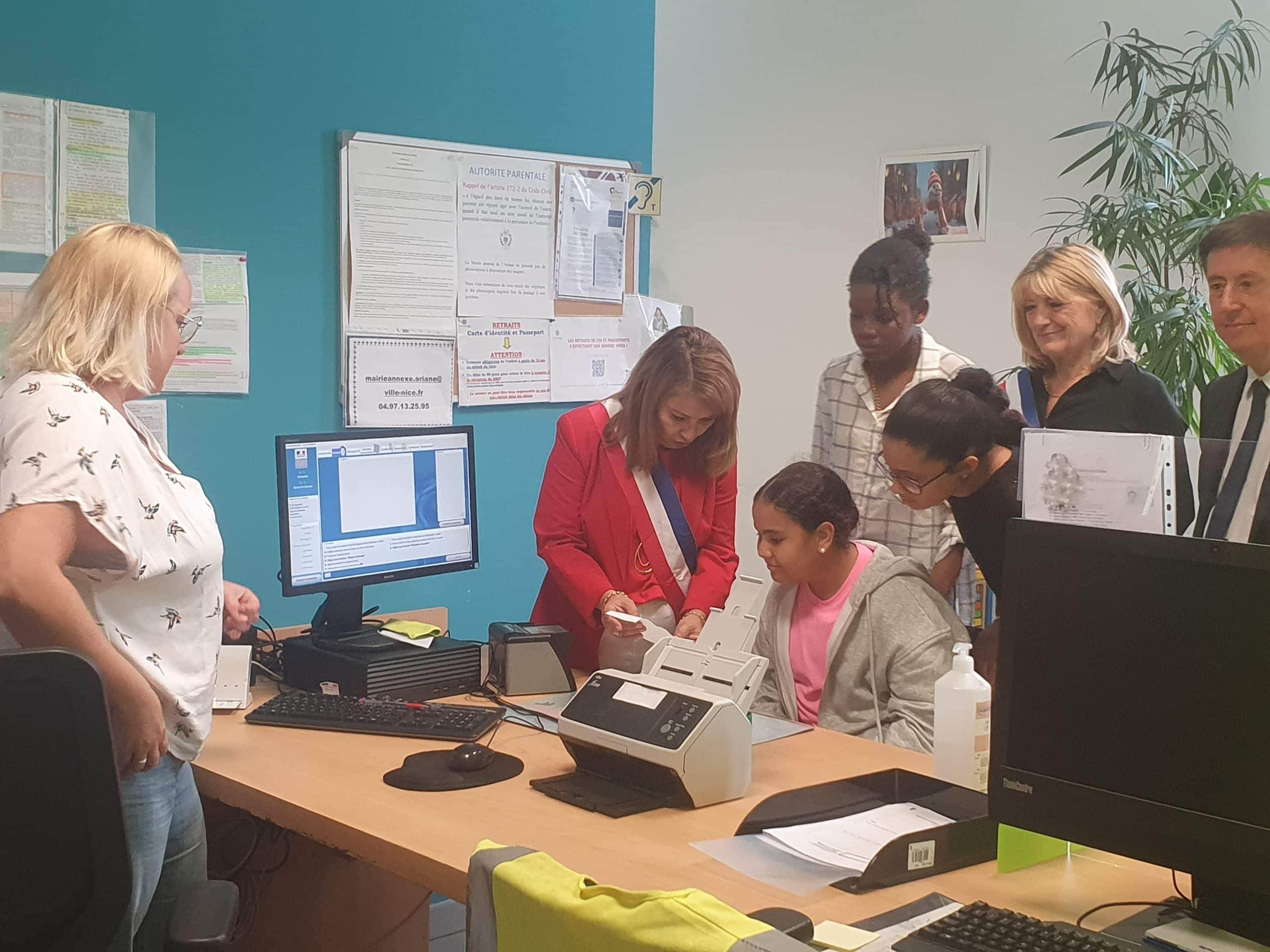Les élèves du collège Maurice Jaubert en visite à la mairie annexe de l'Ariane