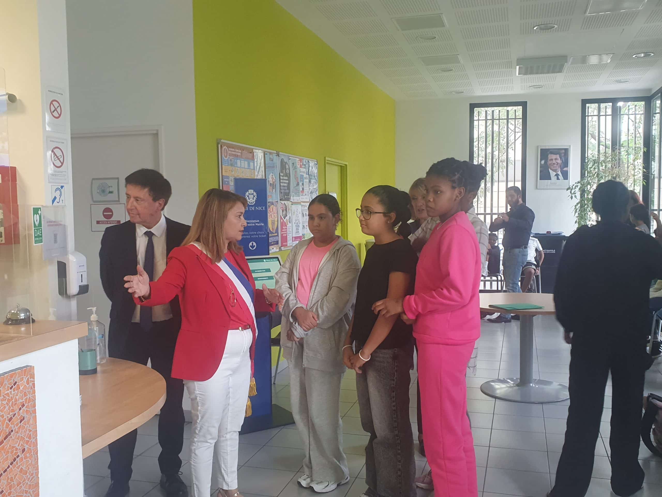 Les élèves du collège Maurice Jaubert en visite à la mairie annexe de l'Ariane