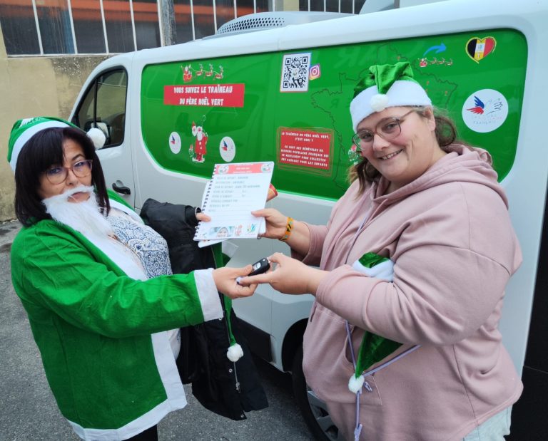 Le traîneau du Père Noël Vert prend son départ à Nice