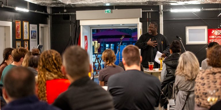 Une soirée slam avec Jacky Ido au TNN