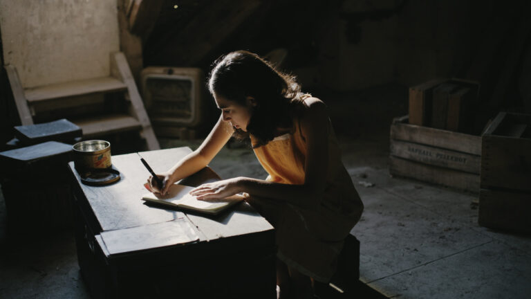 « Anne Frank, Journal d’une adolescente » : un documentaire au cœur de l’Histoire