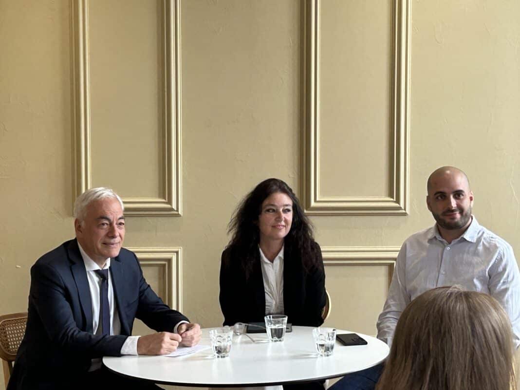Patrick Allemand, Sandra Benjamin et Julien Picot officialisent l'union des Gauches pour les prochaines élections municipales.