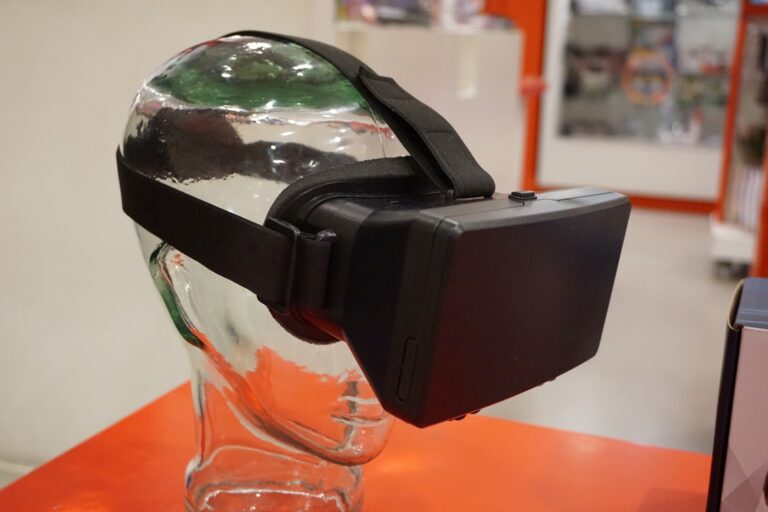 Un casque de réalité virtuelle.
