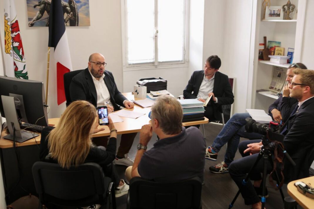 Phillipe Vardon alerte sur les dangers des frères musulmans.