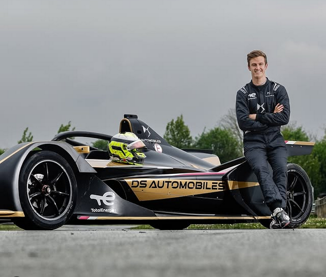 Le pilote grassois dans ces nouvelles couleurs avec le team DS Penske en Formula E.