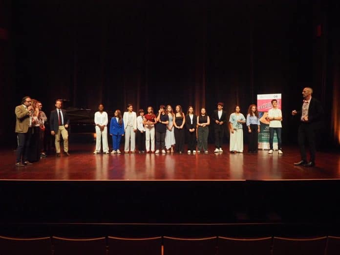 Les participants au concours d'éloquence des Alpes-Maritimes.