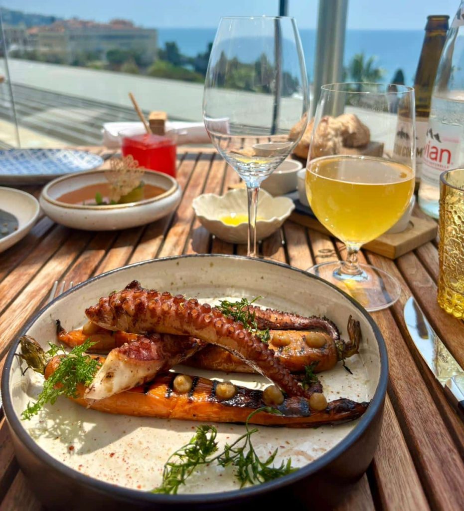 Le restaurant Taulissa de la Maison Albar « Le Victoria »