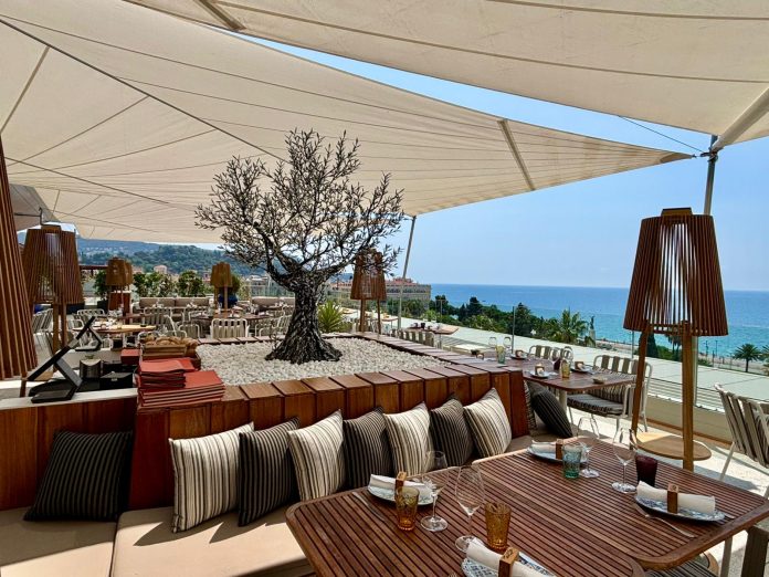 Le restaurant Taulissa de la Maison Albar « Le Victoria »
