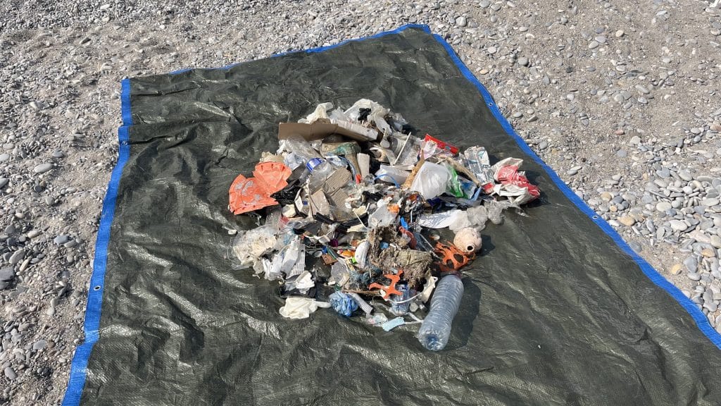 Tas de déchets qui se trouvent dans l'océan