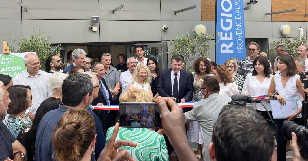 Inauguration de la maison médicale Delvalle, en présence de Christian Estrosi et de professionnels de santé