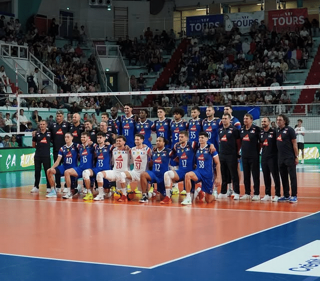 L'équipe de france de volleyball lors d'un match amical à Tours.