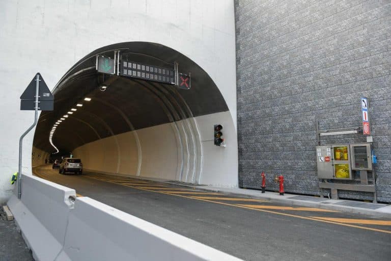 Le Tunnel de Tende refait à neuf avec une voie de circulation en direction de l'Italie.