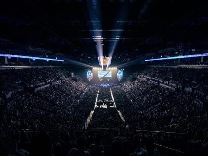 La première édition de la compétition Esport EVO.
