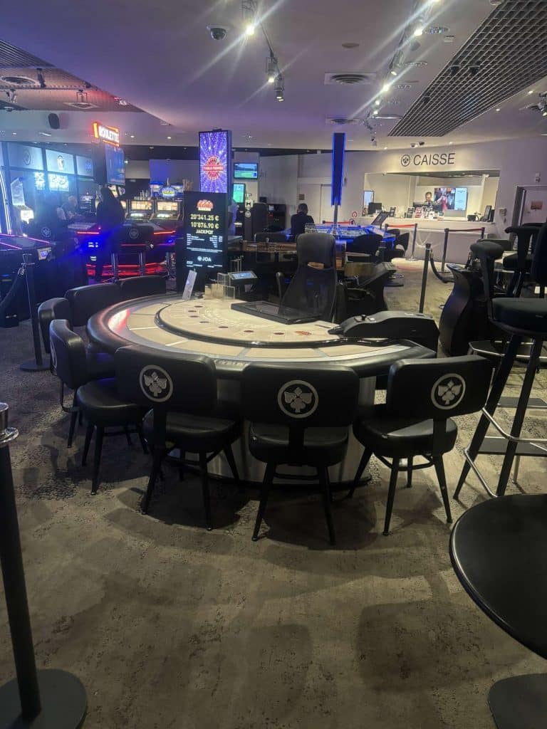 Éducation : le métier de croupier sous toutes ses facettes 