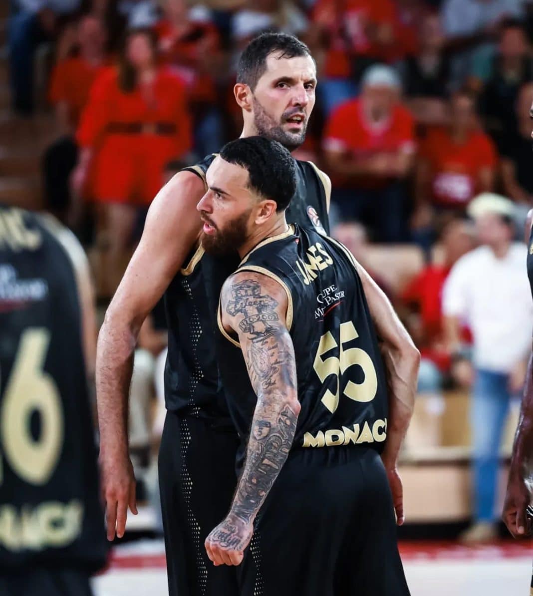 Mikes James aux côtés de Nikola Mirotic, deux hommes forts de la Roca Team