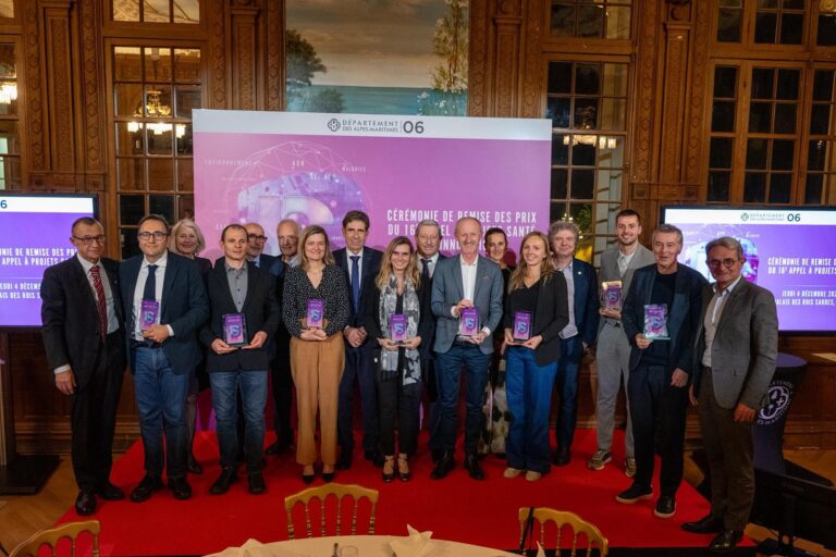 Les élus du Département en ligne à l'occasion de la remise du Prix santé innovation.