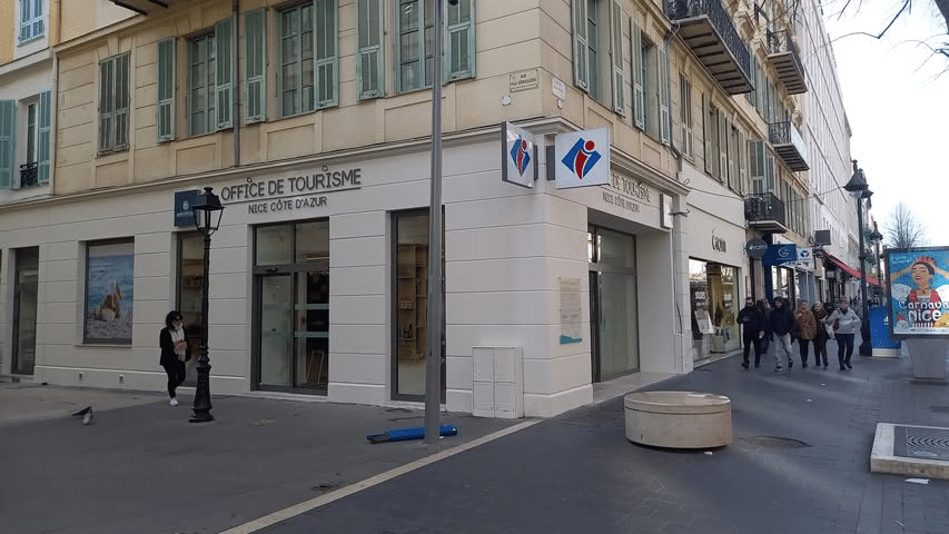 The new Nice tourist office on Jean Médecin Avenue.
