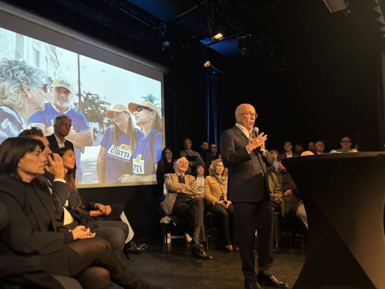 Éric Ciotti au comité de soutien.