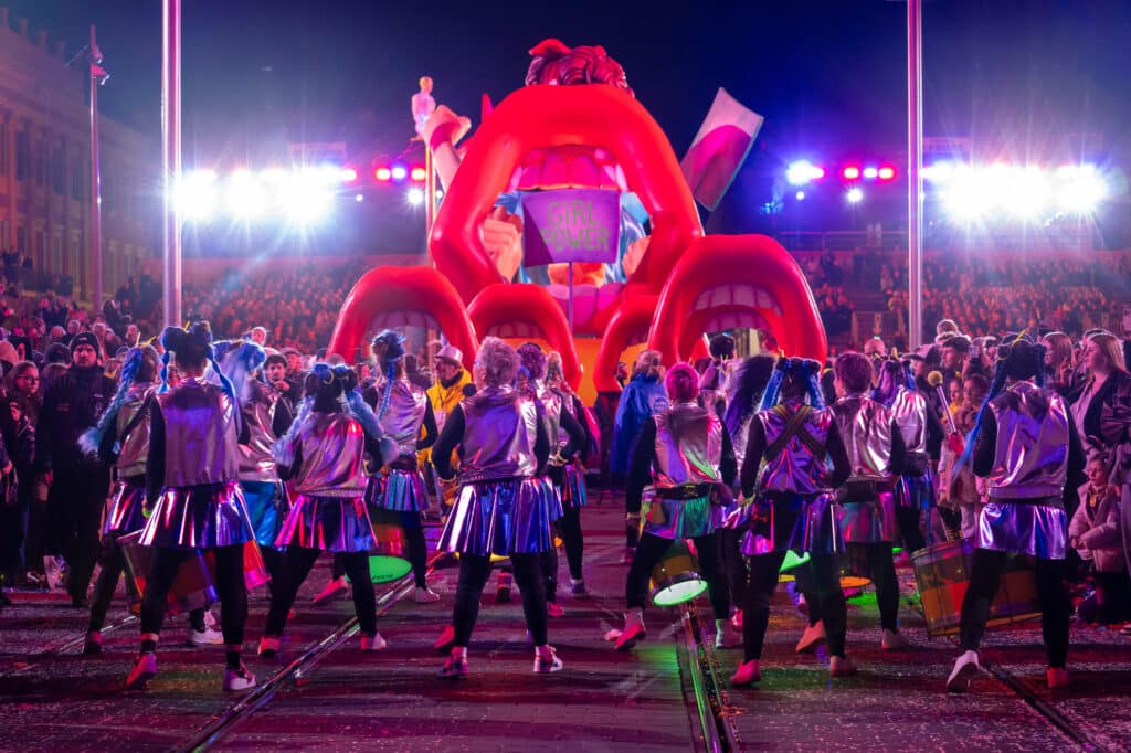 Danseurs du carnaval de Nice 2026