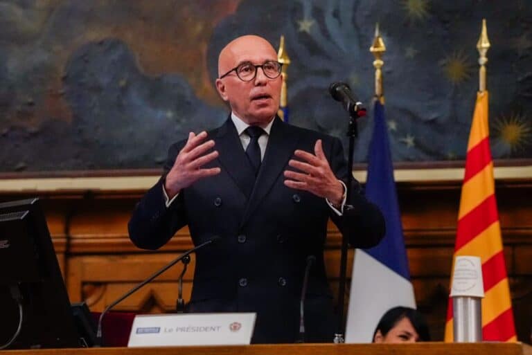 Le nouveau président de la métropole Nice Côte d'Azur, Eric Ciotti durant son discours d'intronisation.