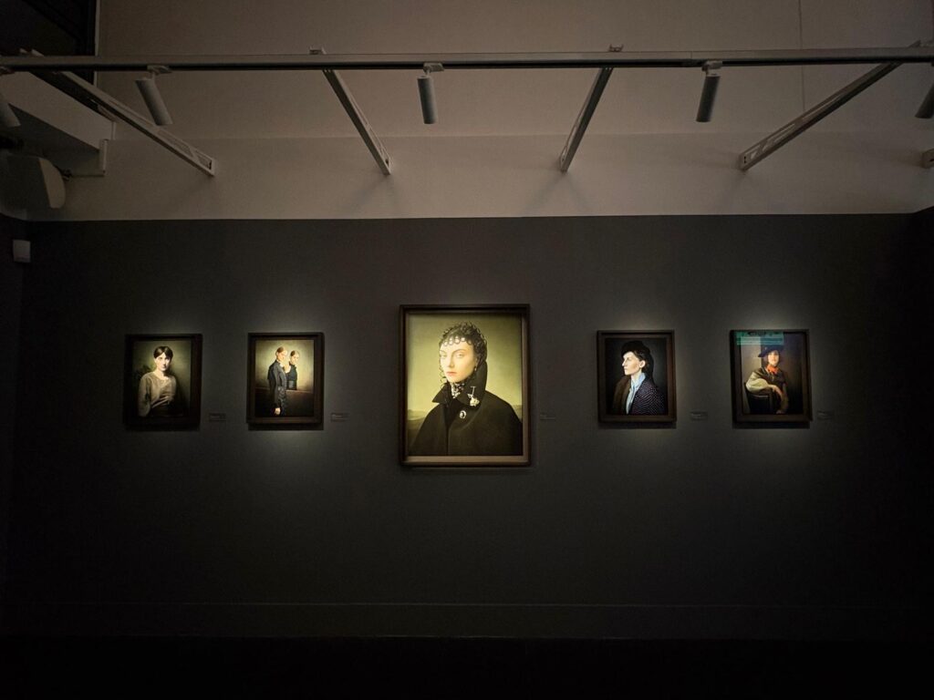 Quand la photographie devient peinture : l’univers de Justine Tjallinks